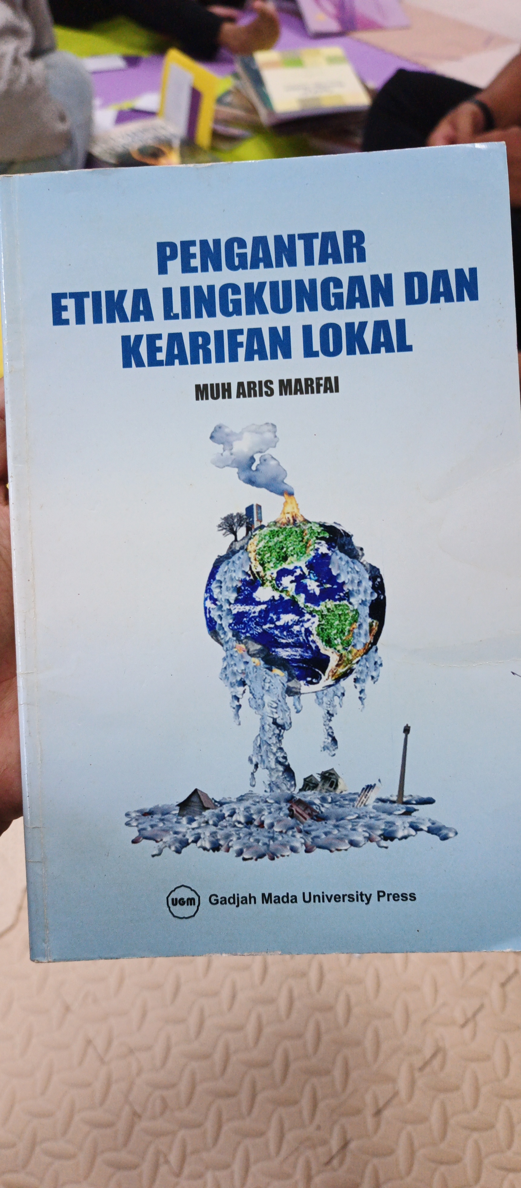 Cover Pengantar Etika Lingkungan dan Kearifan Lokal